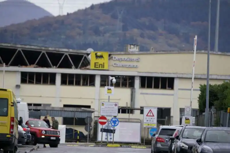 soccorsi dopo l esplosione alla raffineria di calenzano   foto lapresse   5