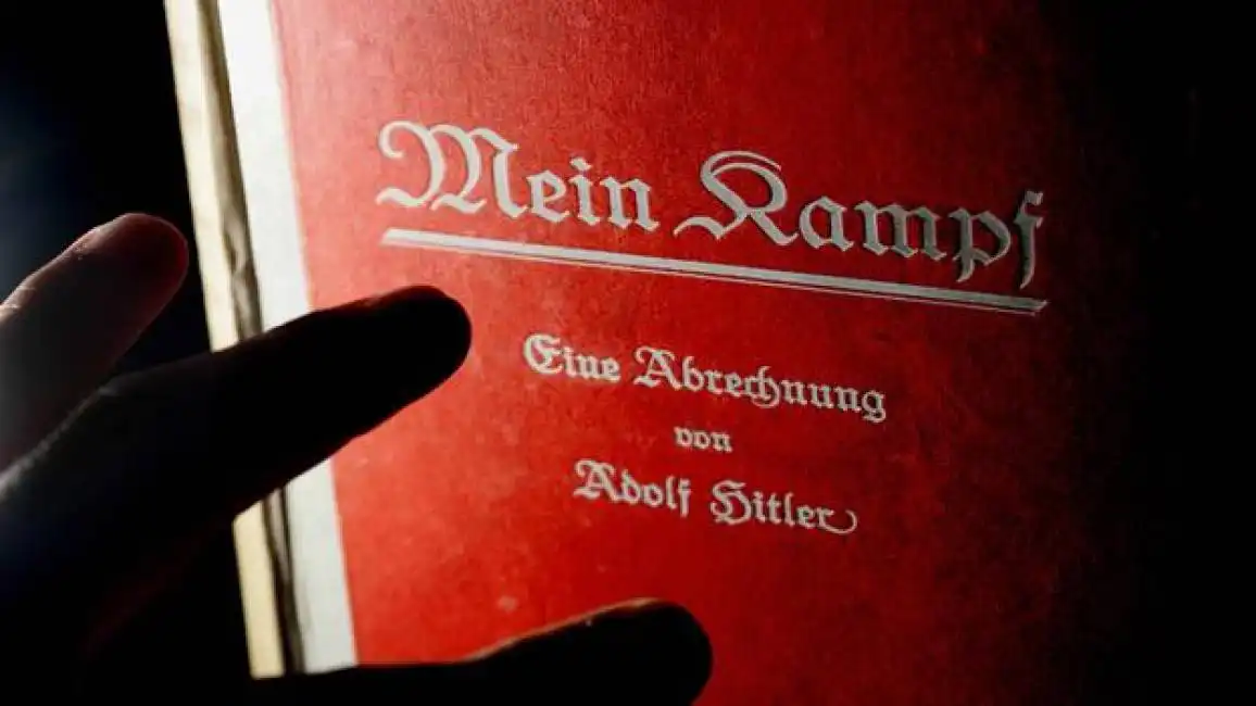 scade il copyright del mein kampf di hitler