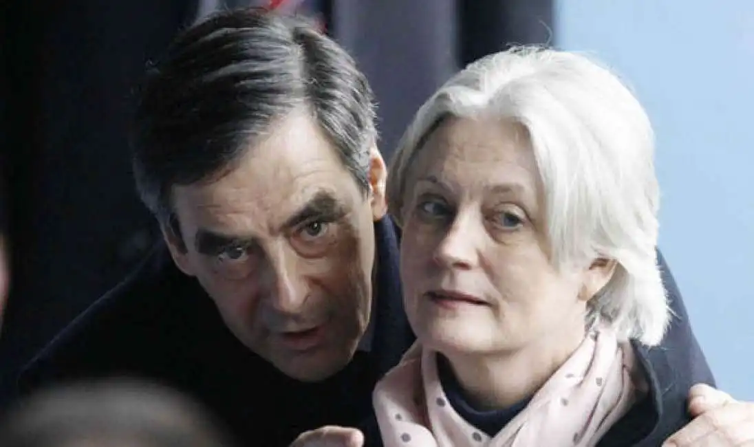 francois fillon con la moglie penelope