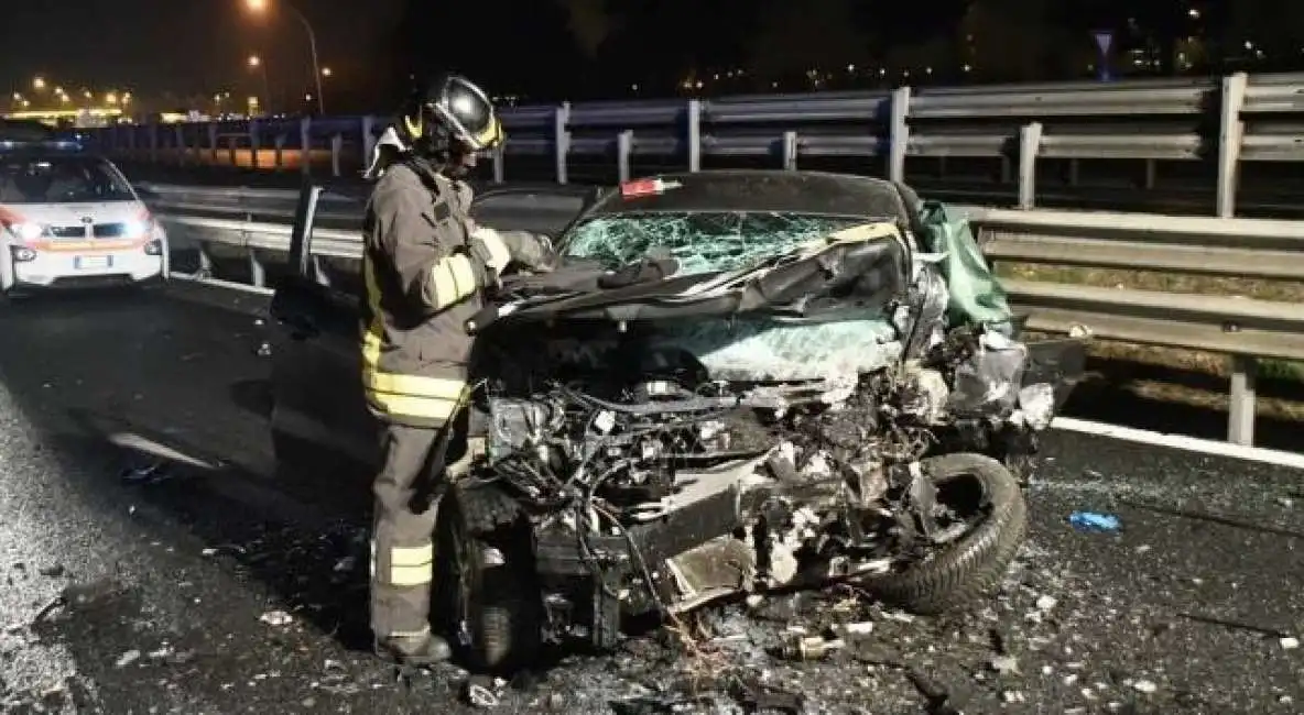 contromano in tangenziale est a milano-1