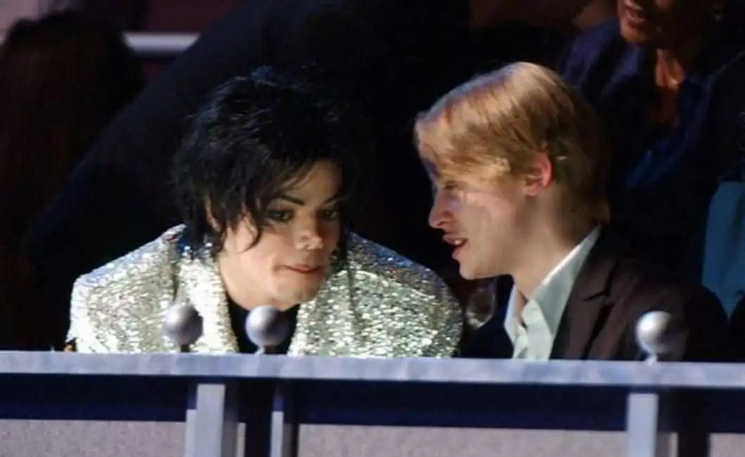 macaulay culkin e michael jackson-1