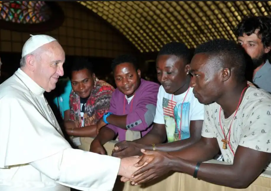 papa francesco migranti