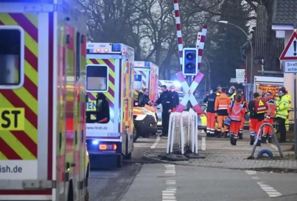 attacco con coltello su un treno in germania