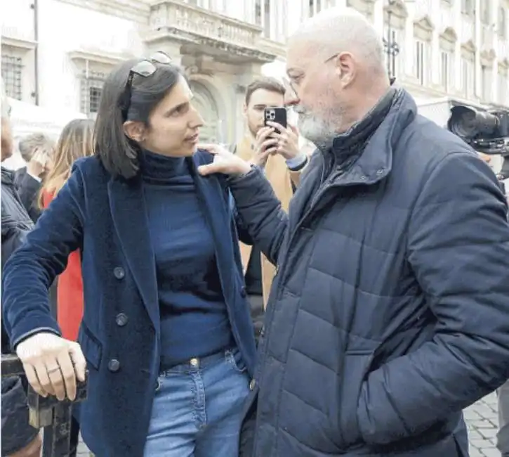 elly schlein e stefano bonaccini 