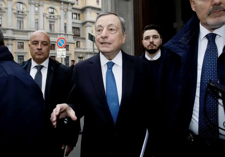 mario draghi al vertice ert a milano - 3