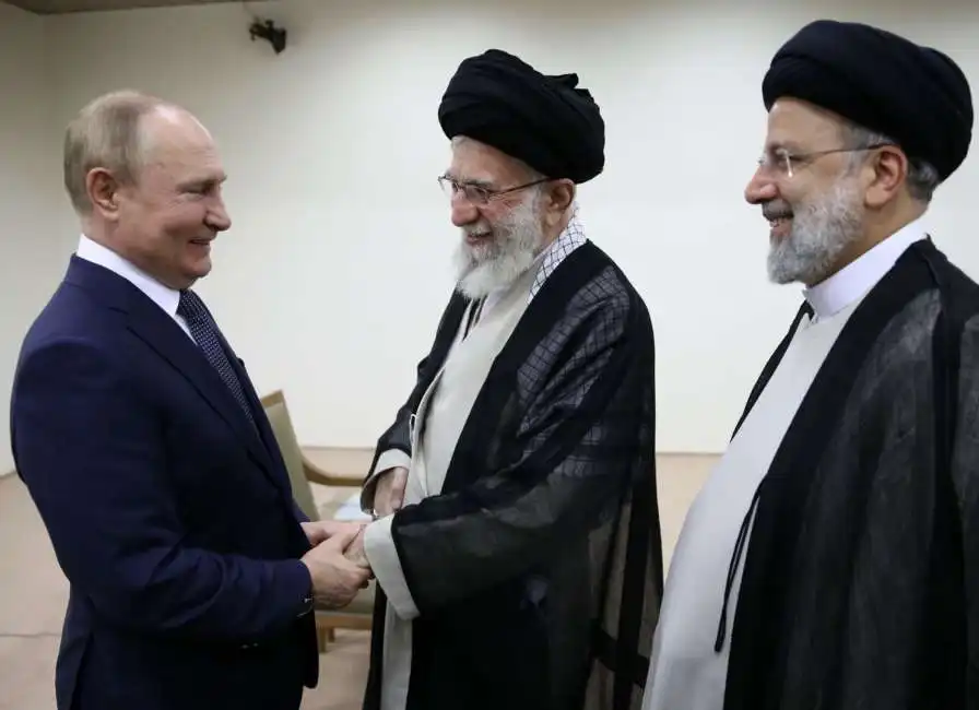 vladimir putin ali khamenei ebrahim raisi 