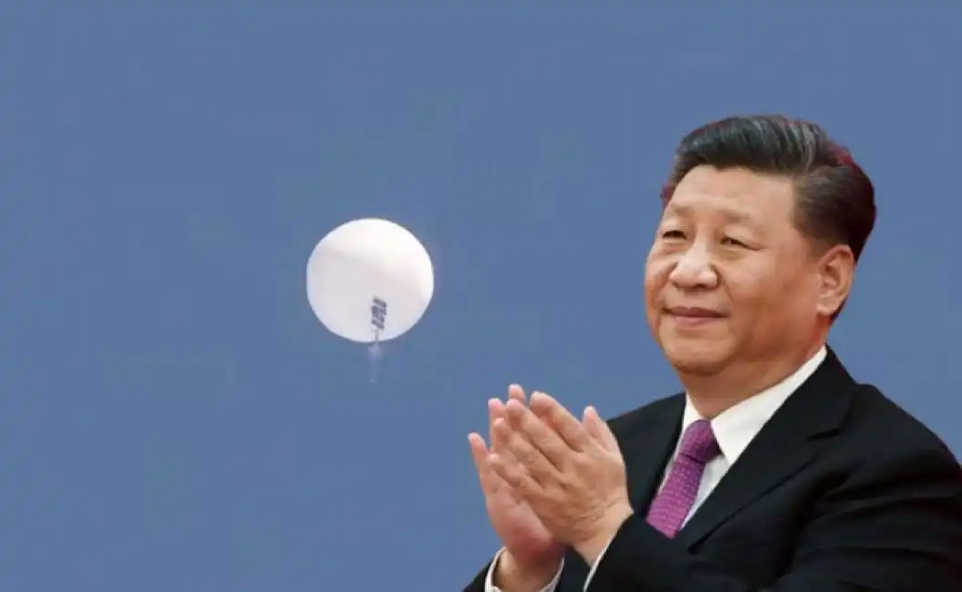 xi jinping cina pallone spia