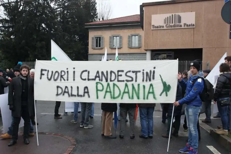 clandestini lega