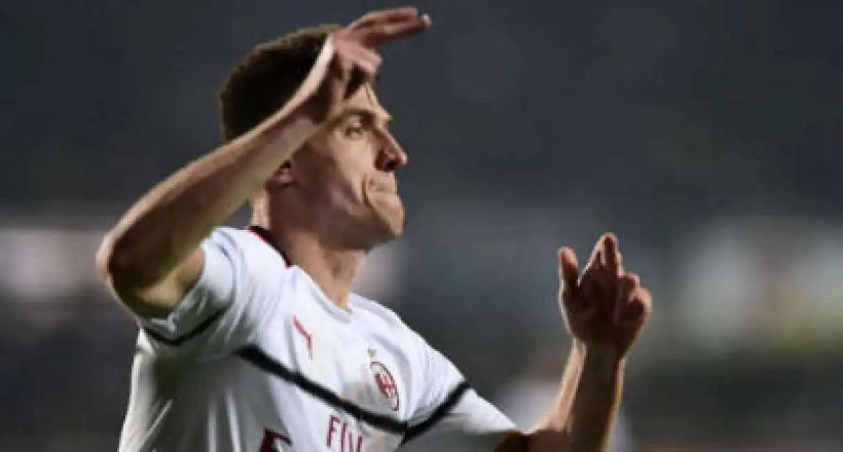 piatek 4