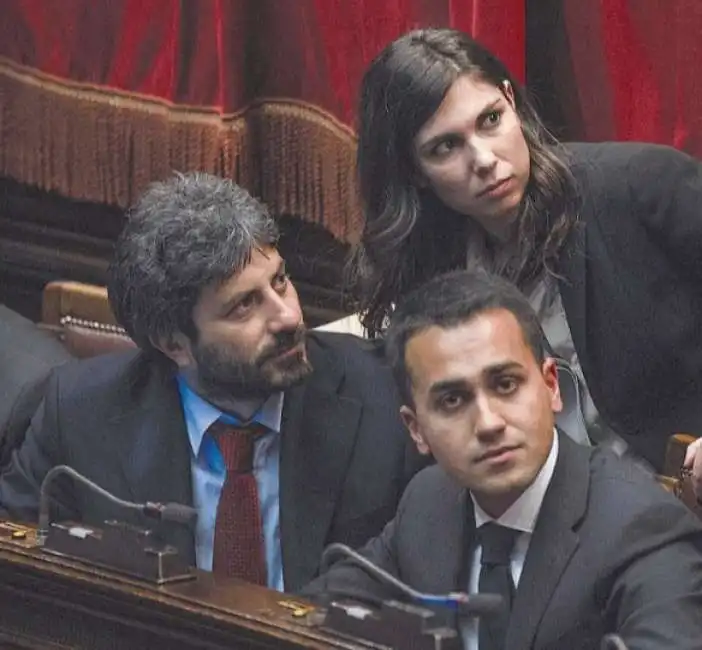 roberto fico - giulia sarti - luigi di maio