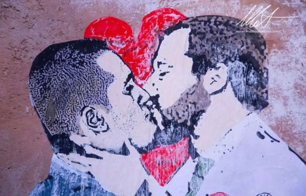 salvini di maio bacio