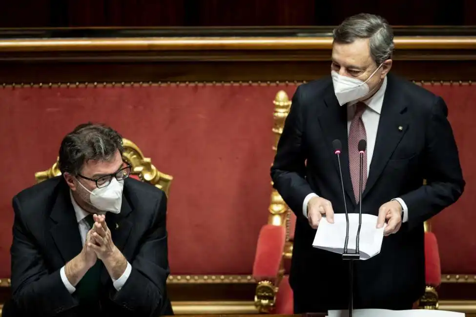 mario draghi e giancarlo giorgetti in senato