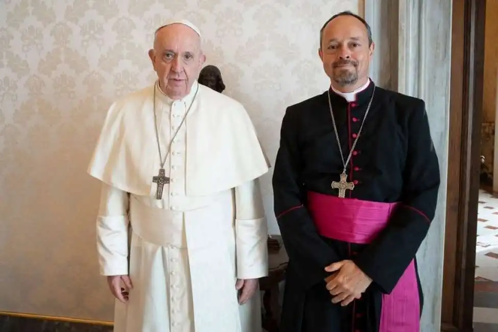 papa francesco bergoglio con mitja leskovar 