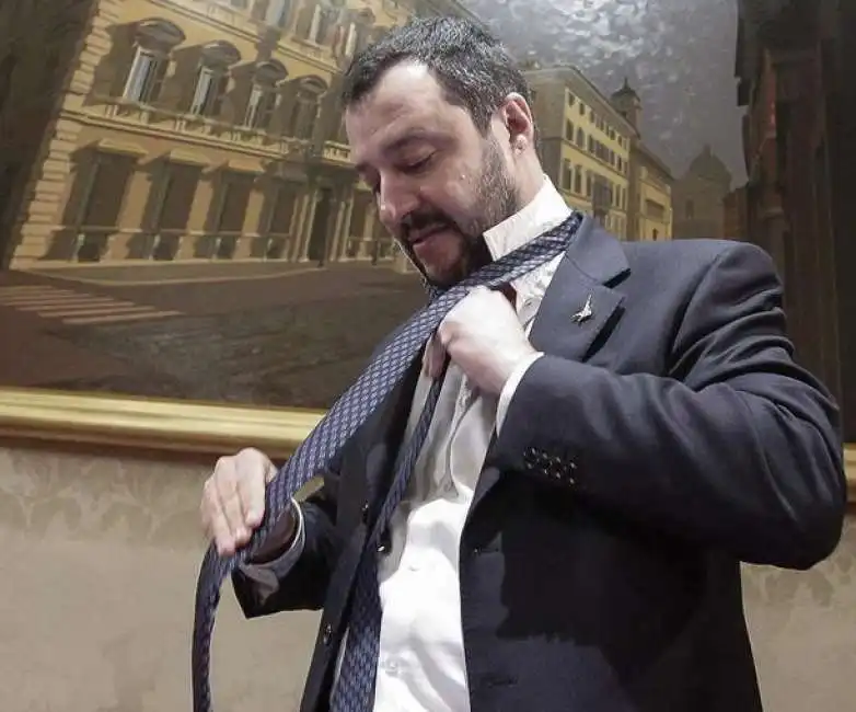 salvini cravatta