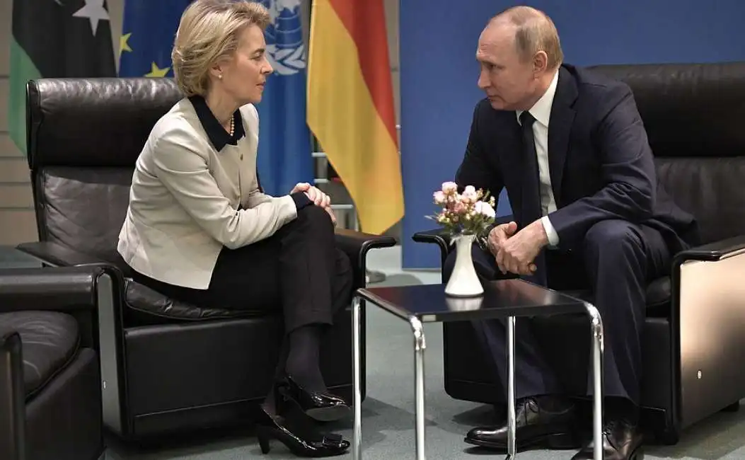 vladimir putin con ursula von der leyen