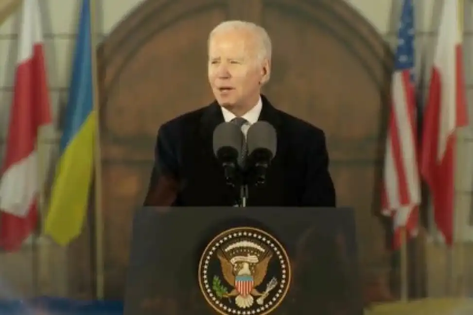 biden a varsavia