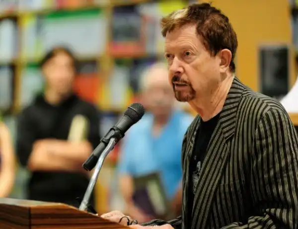 tom robbins