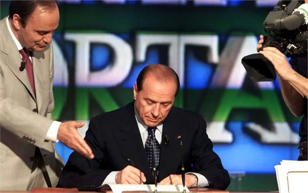 vespa berlusconi contratto