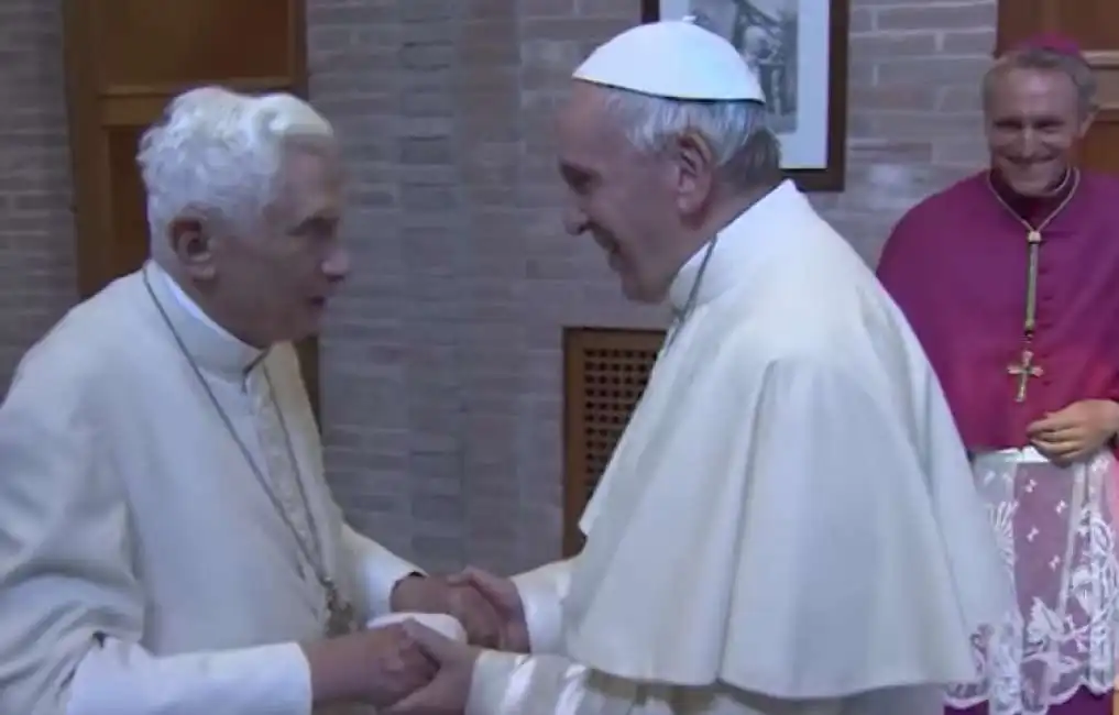 bergoglio ratzinger