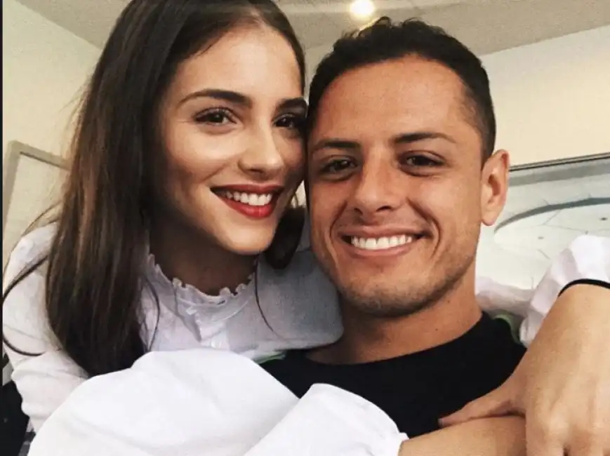 chicharito hernandez con andrea duro