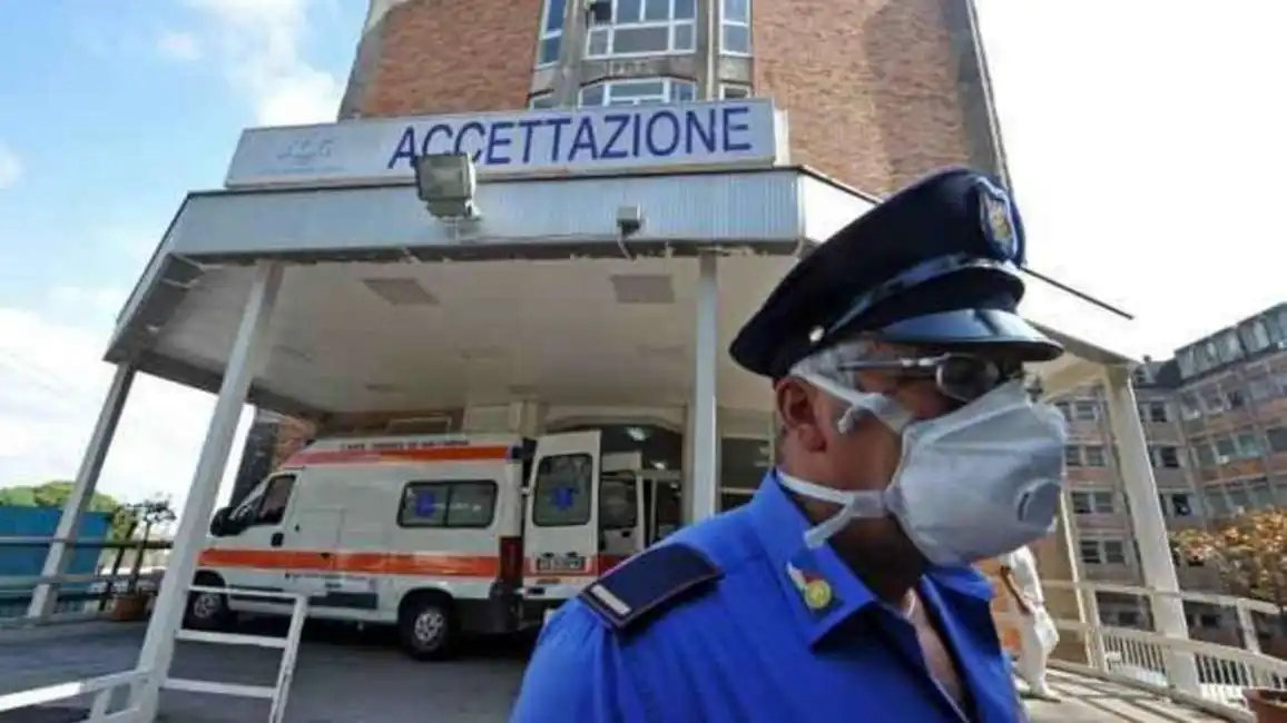 ospedale cotugno napoli 2 coronavirus