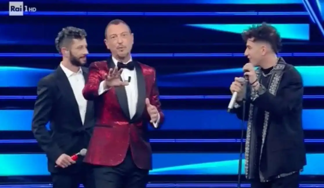 nesli, fasma e amadeus 2021sanremo