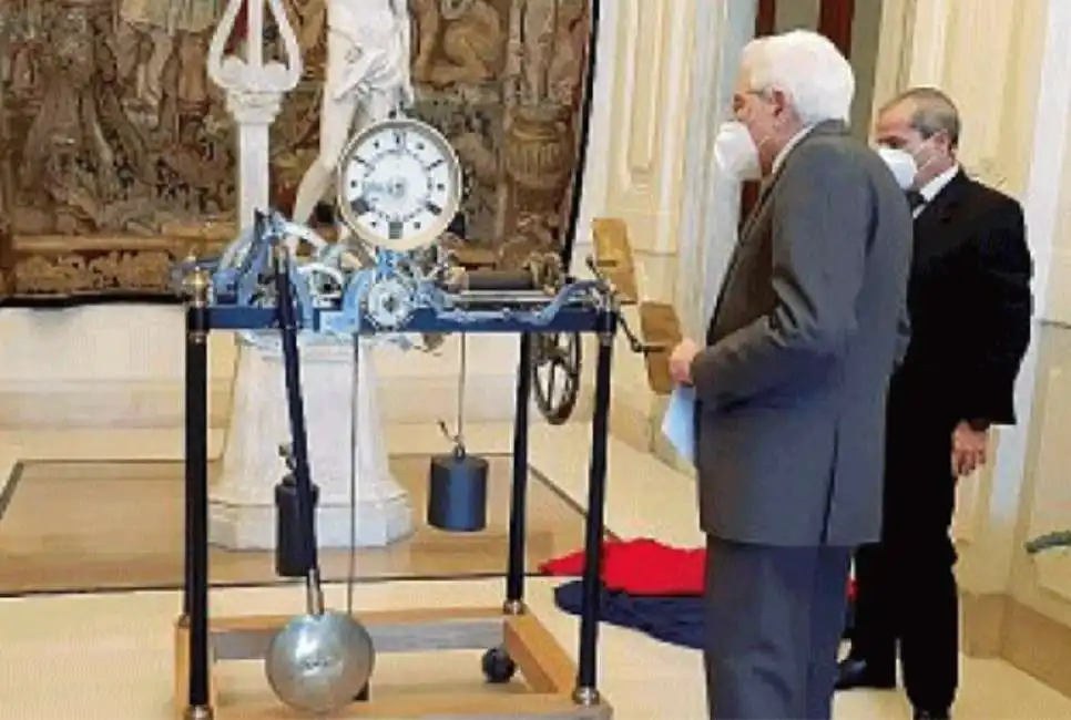 orologio del quirinale recuperato