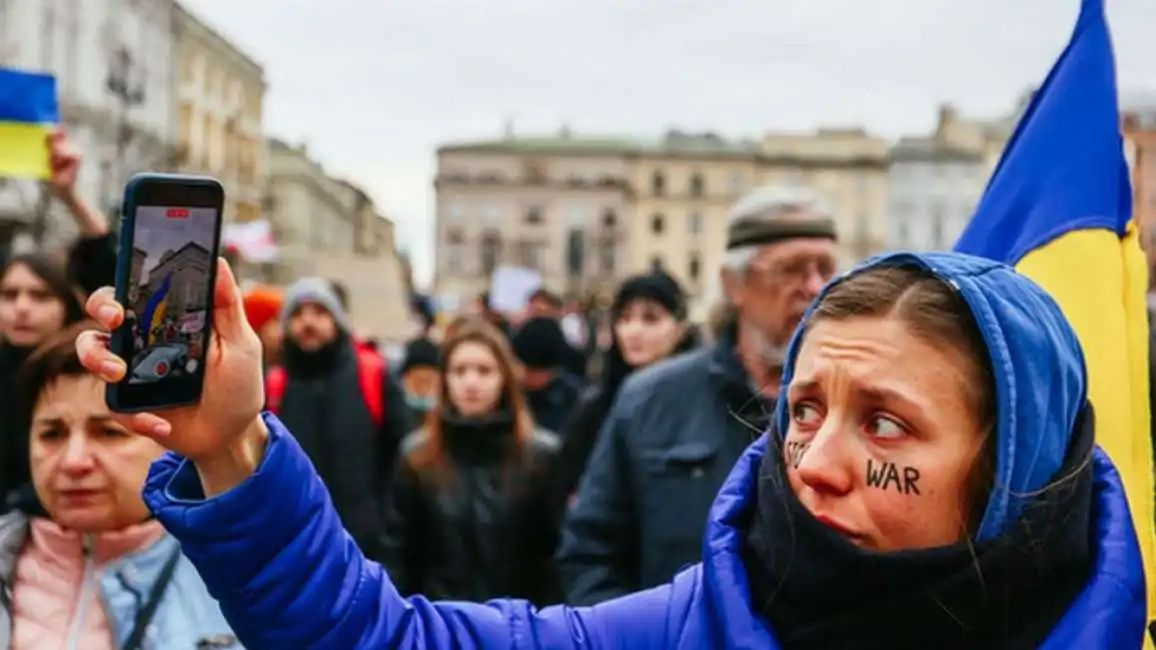 social media guerra 