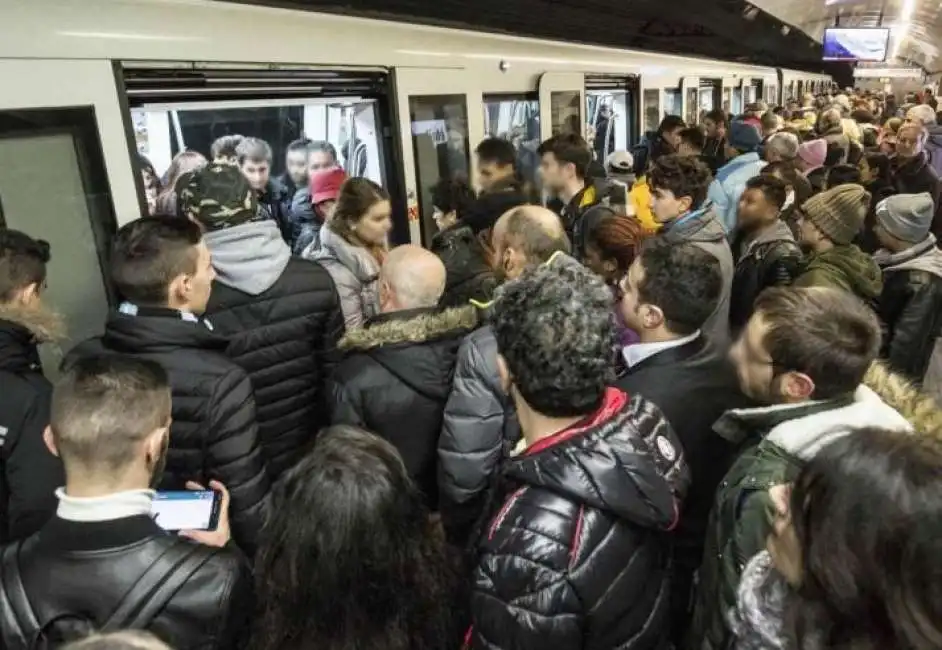 metro a roma zingari