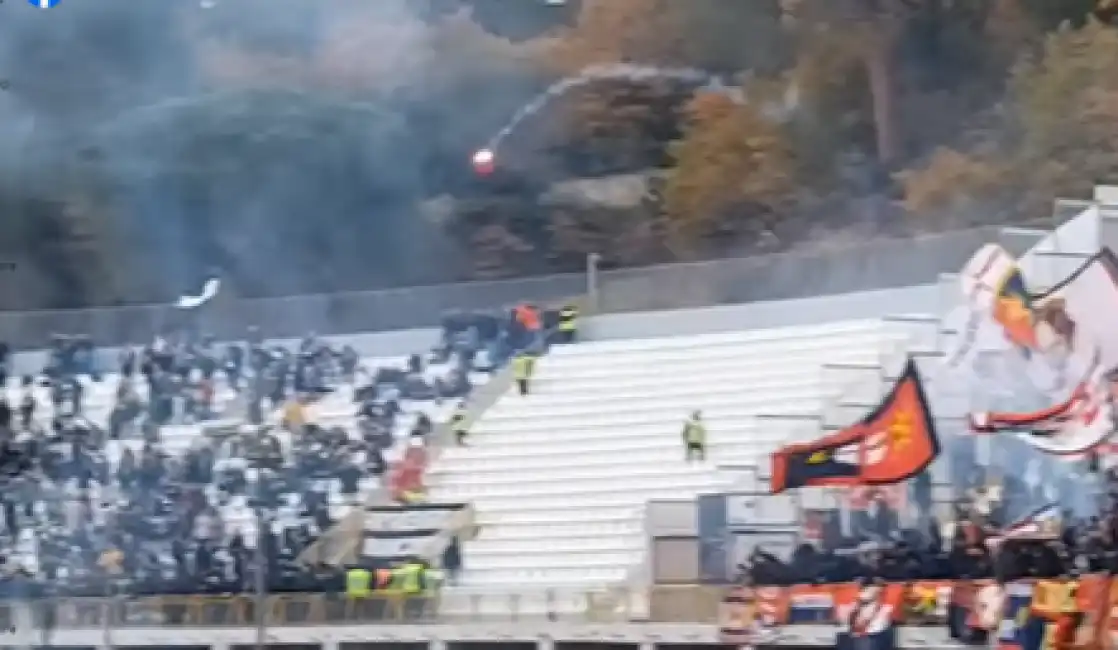 scontri tra tifosi durante ascoli genoa 11 dicembre 2022