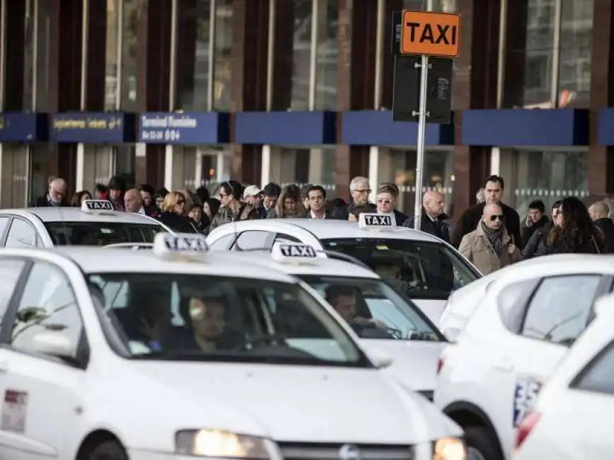 taxi roma termini