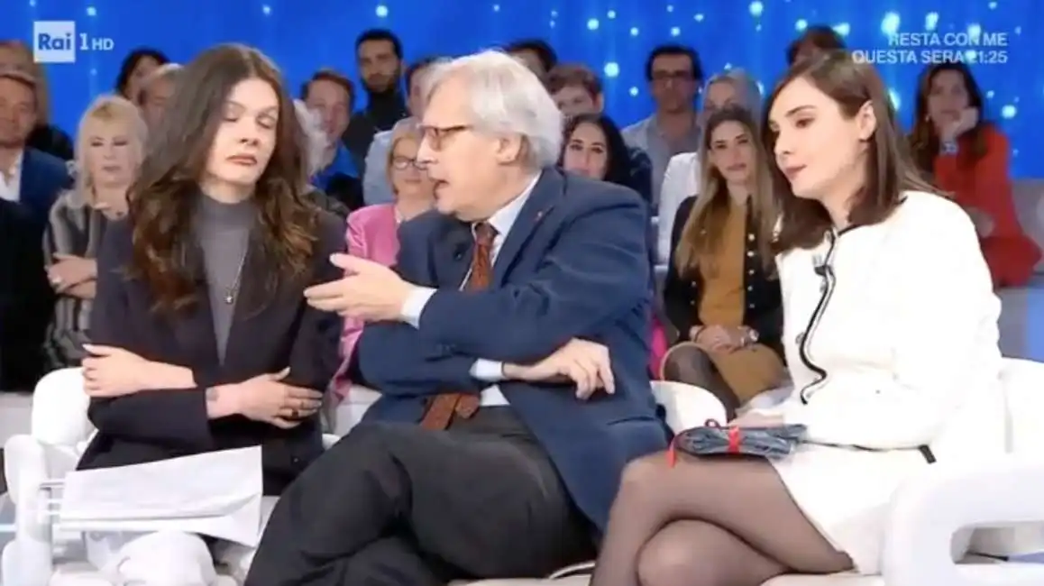 vittorio sgarbi con le figlie a domenica in - 4