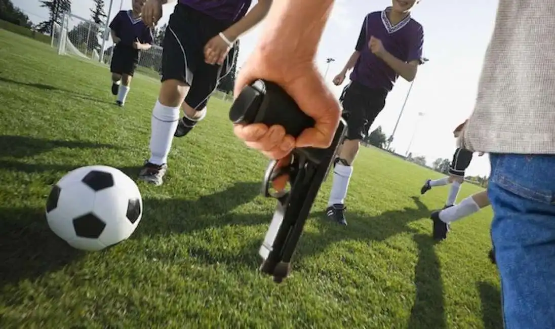 pistola calcio partita