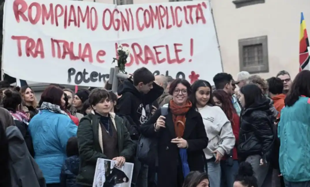 universita chiede stop accordi con israele