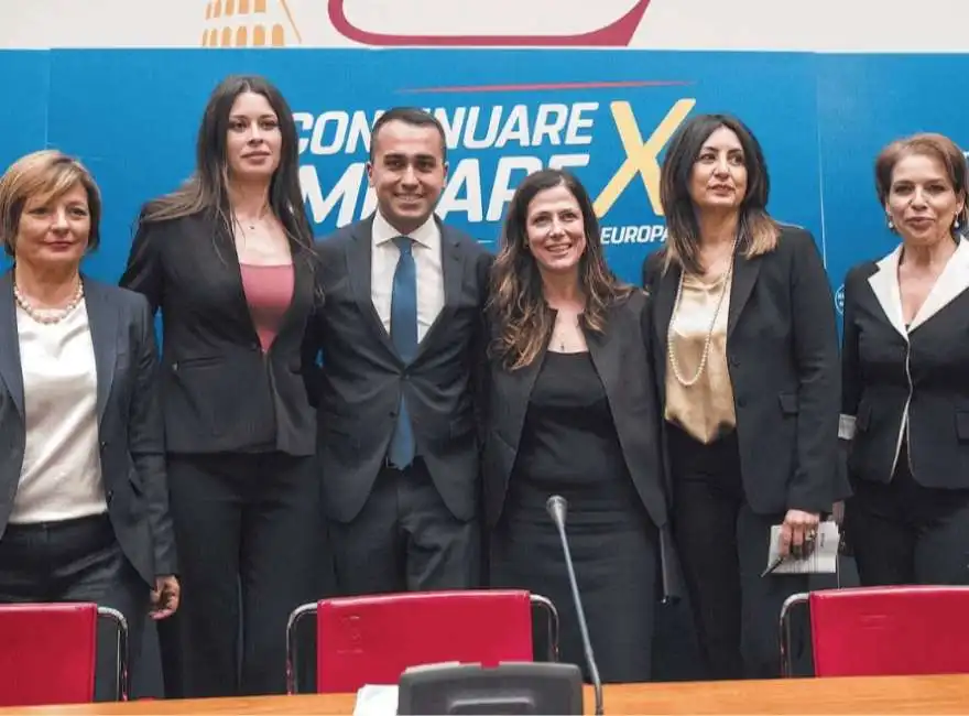 maria angela danzi - sabrina pignedoli - luigi di maio - alessandra todde - chiara maria gemma - daniela rondinelli