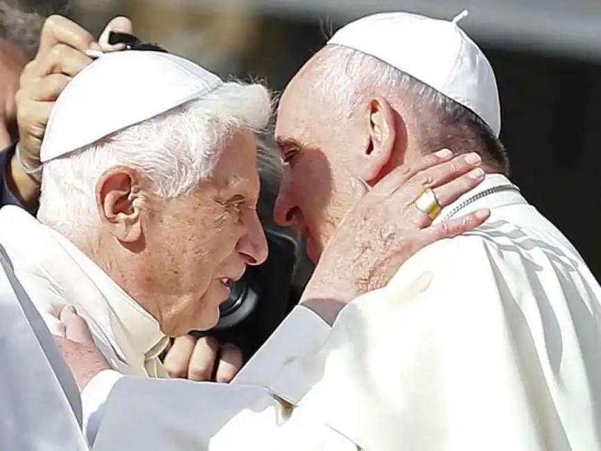 ratzinger bergoglio