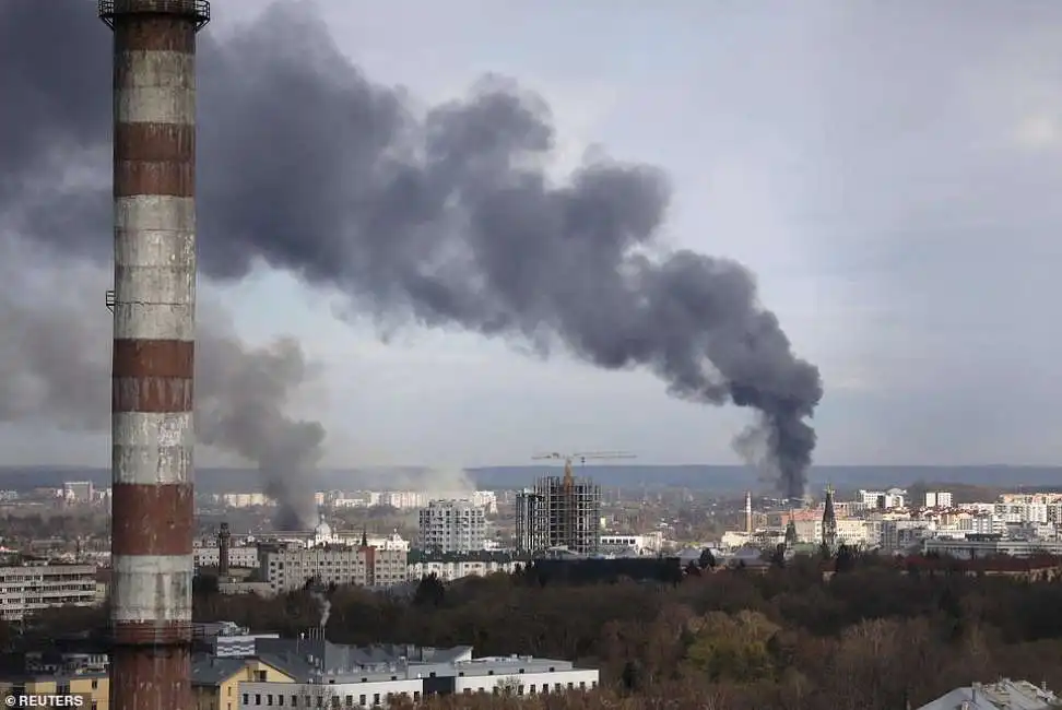 attacco stazione leopoli ucraina 