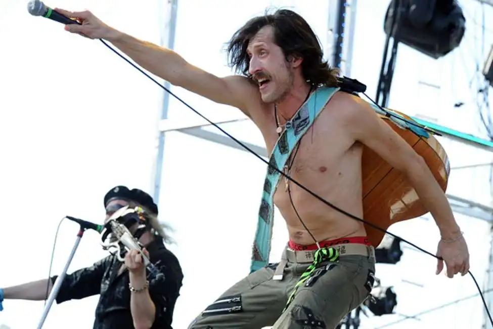 eugene hutz gogol bordello 43