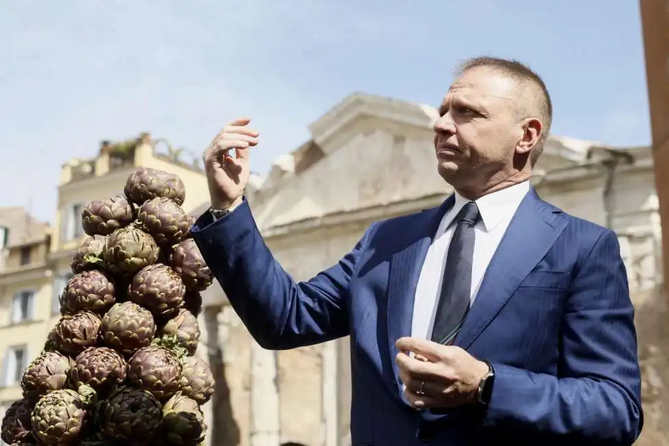 francesco lollobrigida - festival del carciofo romanesco - 5