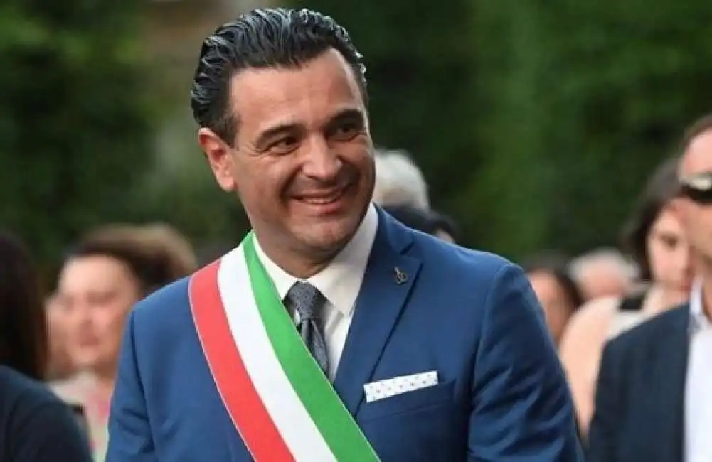 gianluca festa sindaco avellino