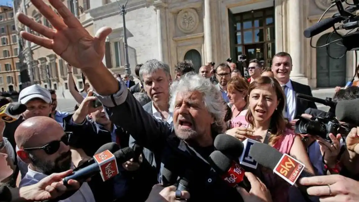 grillo sit in 