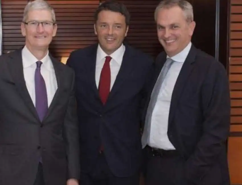 luca maestri matteo renzi tim cook