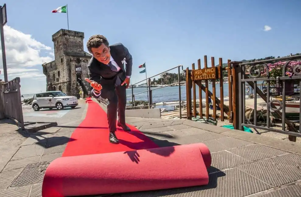 carlo bagnasco sindaco di rapallo red carpet