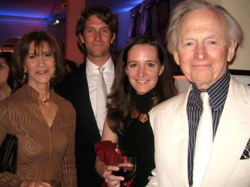 tom wolfe con la moglie sheila e i figli tommy e alexandra