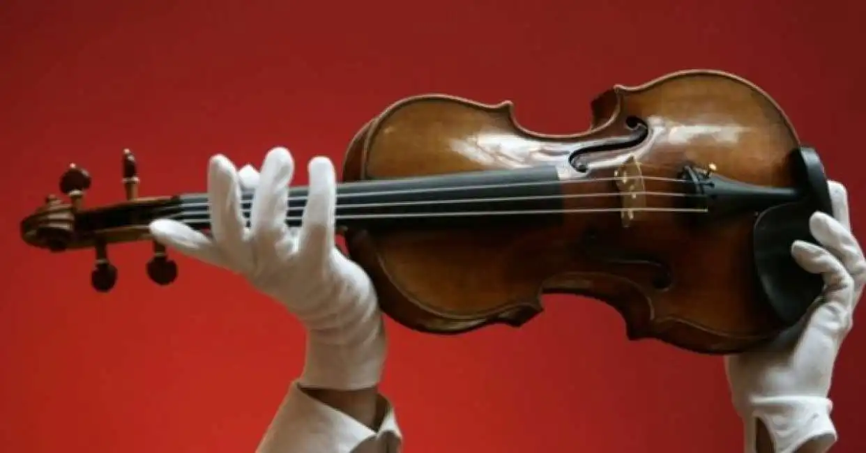 violino stradivari1