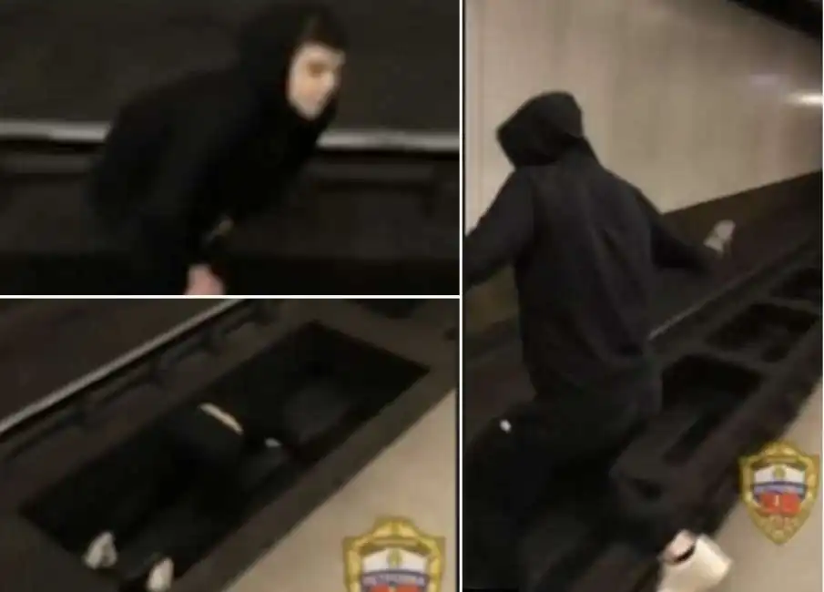 ragazzo si lancia sotto la metro di mosca