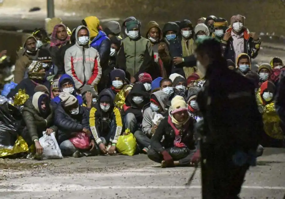 migranti lampedusa