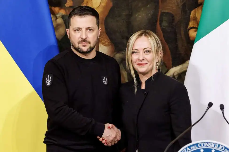 volodymyr zelensky e giorgia meloni a palazzo chigi - 6