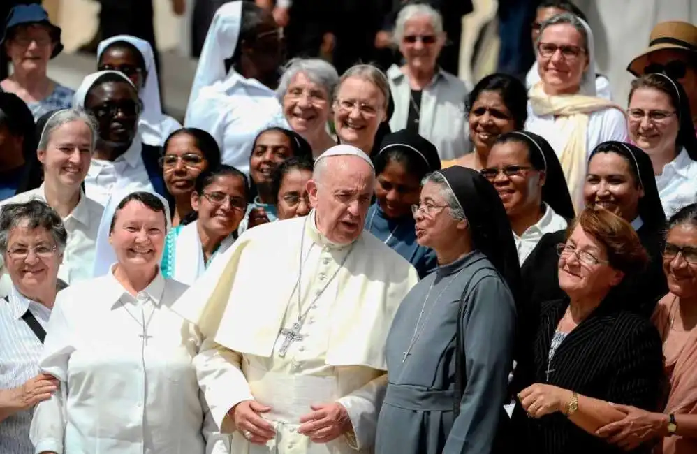 papa francesco donne bergoglio