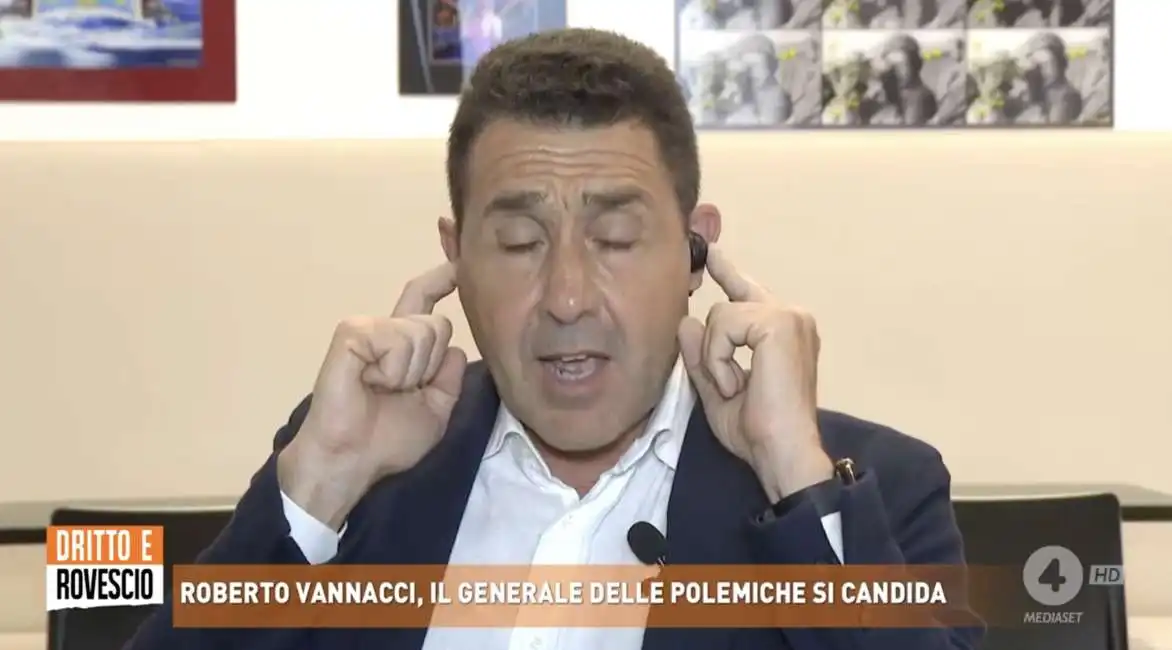 roberto vannacci a dritto e rovescio - 1